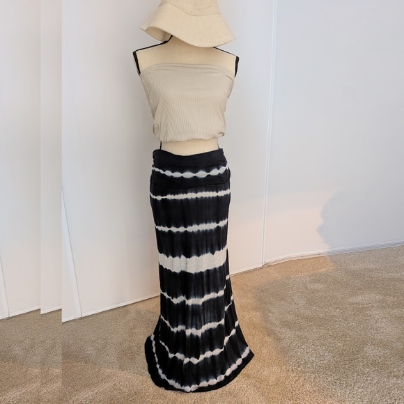 Billabong Indigo Tye Dye Maxi Skirt/Dress - Size M - Picture 2 of 8